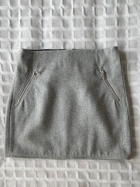 Gap Grey Wool Skirt fully lined with zipper accents